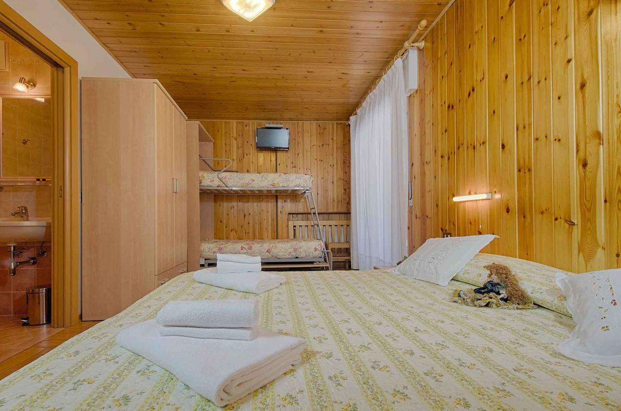 Hotel Aurora Rocca Pietore Bagian luar foto