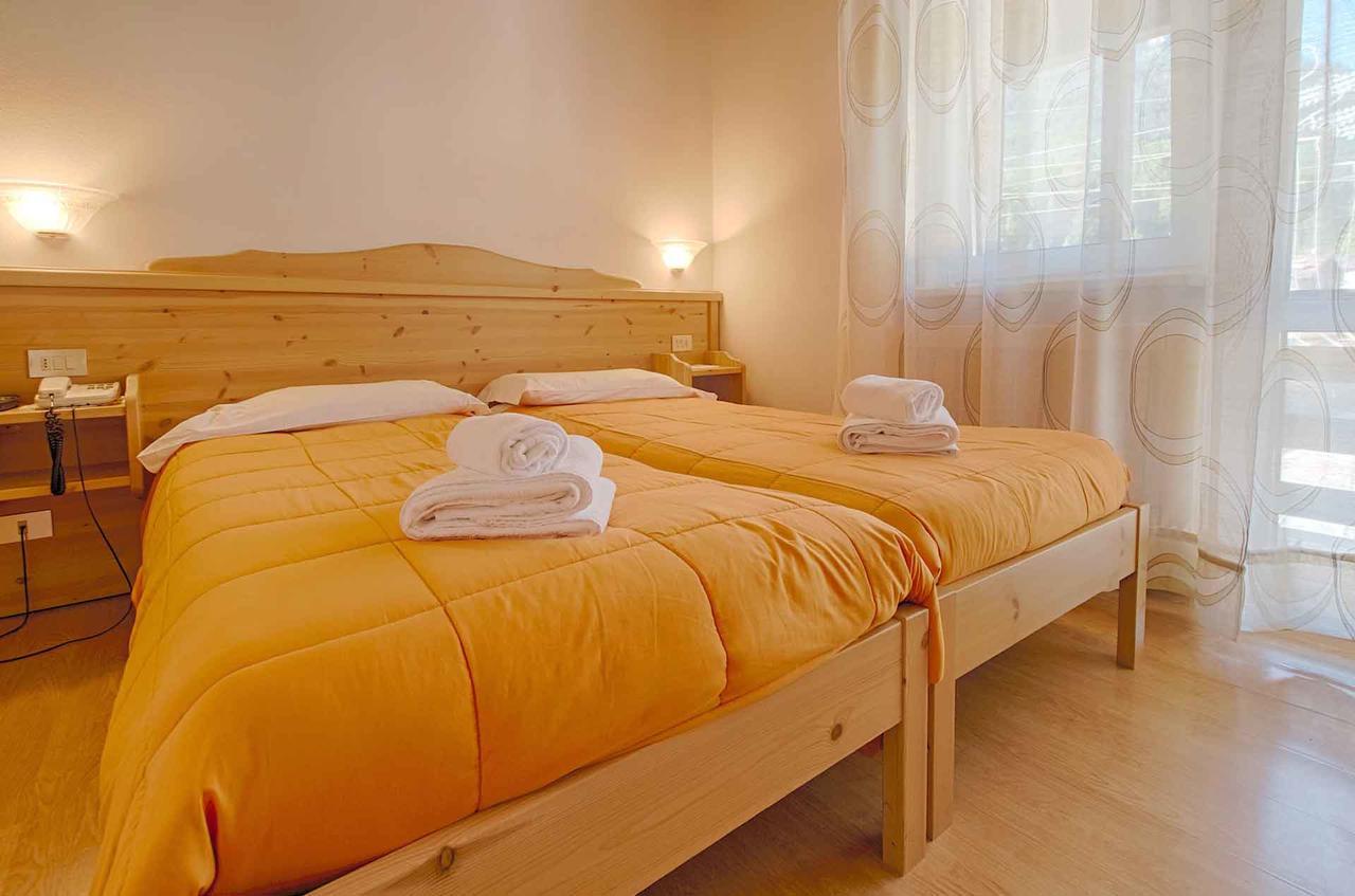 Hotel Aurora Rocca Pietore Bagian luar foto